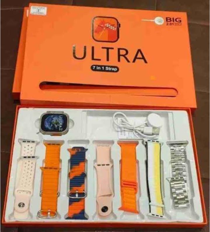 Multicolor Smart Watch with 7 Straps & Fast Charge
