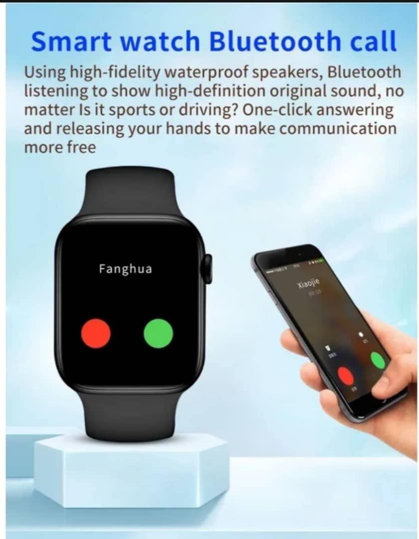 Smart Watch Black Silicone Band with Health Tracker