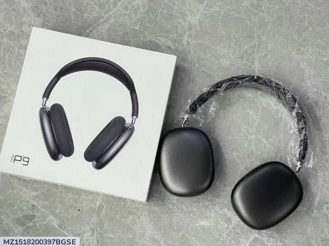 Black Over-Ear Headphones ABS Plastic Lightweight Comfortable