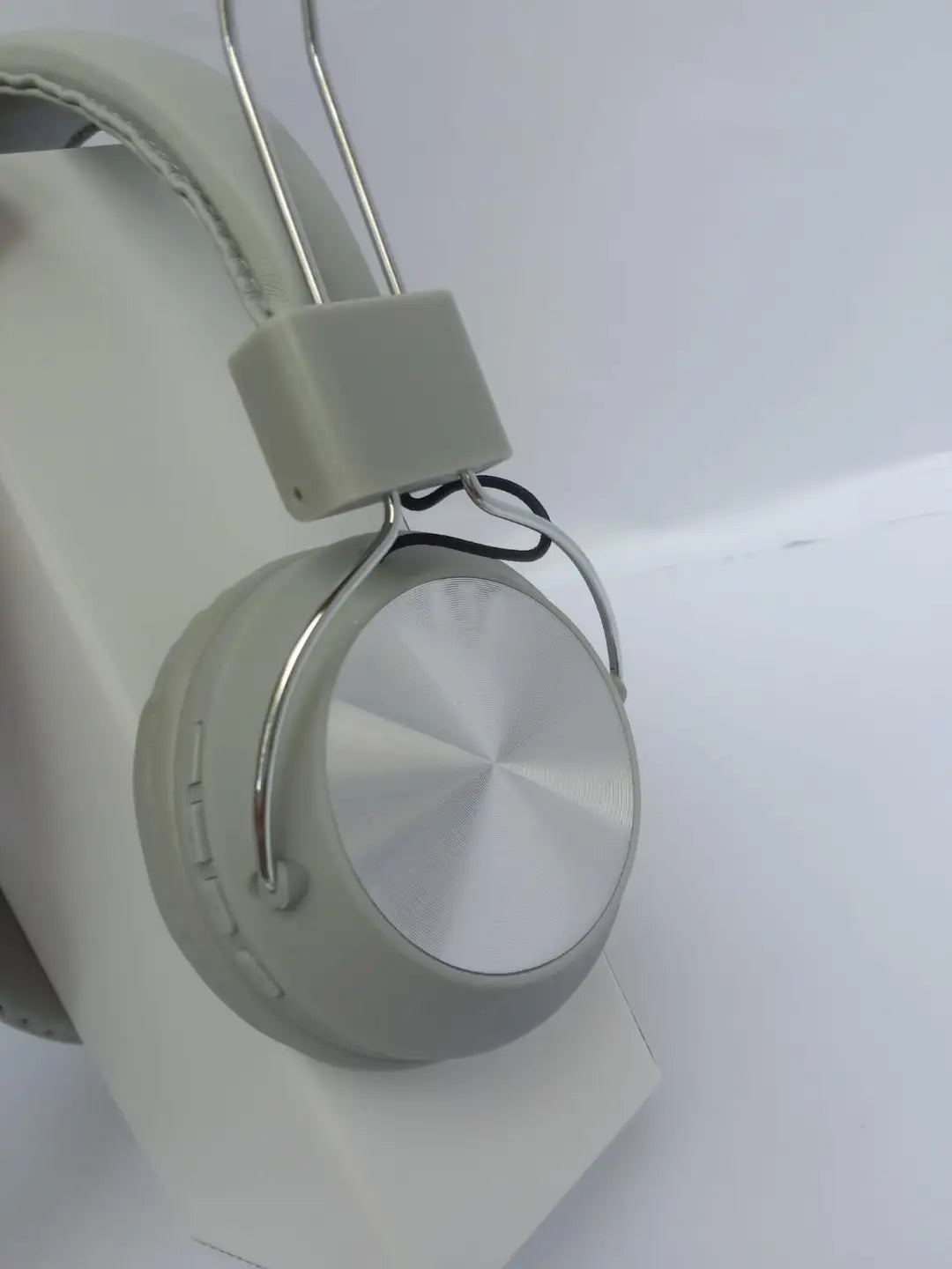 Grey Long-Lasting Battery With Fast Charge 1001 Headphone